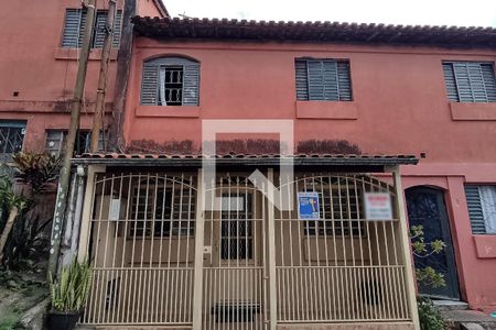 Casa à venda com 75m², 2 quartos e sem vagaFachada