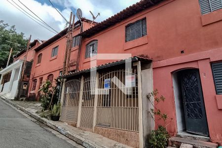 Casa à venda com 75m², 2 quartos e sem vagaFachada