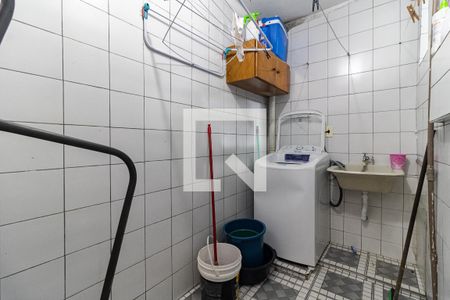 Casa à venda com 75m², 2 quartos e sem vagaLavanderia