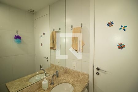 Banheiro de apartamento à venda com 2 quartos, 45m² em Vila Maria, São Paulo
