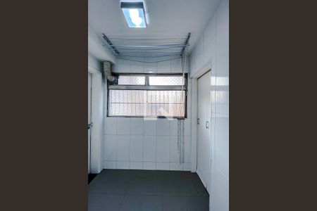 Apartamento à venda com 80m², 3 quartos e 1 vagaÁrea de Serviço