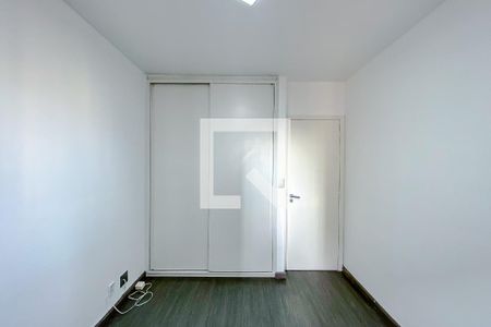 Apartamento à venda com 80m², 3 quartos e 1 vagaQuarto 2