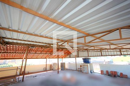 Casa à venda com 400m², 3 quartos e 3 vagasPilotis