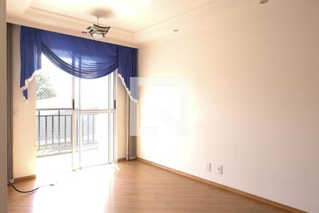 Sala de apartamento para alugar com 3 quartos, 67m² em Jardim Cristiane, Santo André