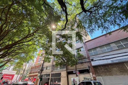 Apartamento para alugar com 83m², 2 quartos e 1 vagaFachada