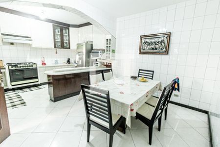 Casa para alugar com 279m², 3 quartos e 5 vagasCozinha