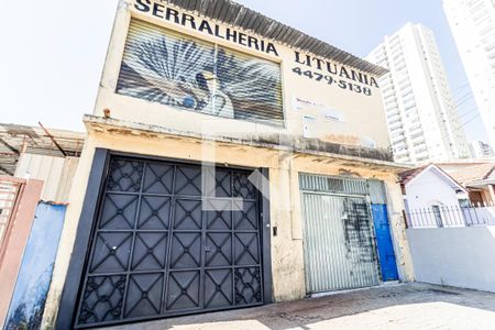 Casa para alugar com 279m², 3 quartos e 5 vagasFachada