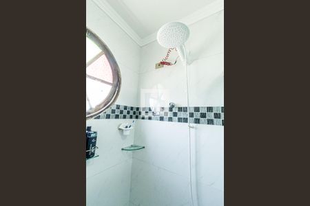 Casa para alugar com 279m², 3 quartos e 5 vagasBanheiro 2