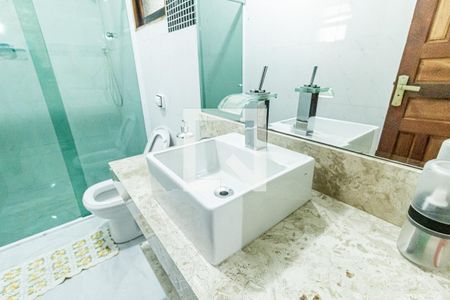 Casa para alugar com 279m², 3 quartos e 5 vagasBanheiro 1