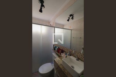 Banheiro de apartamento à venda com 2 quartos, 68m² em Vila Formosa, Jundiaí