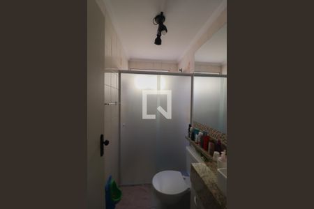 Banheiro de apartamento à venda com 2 quartos, 68m² em Vila Formosa, Jundiaí