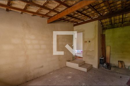 Casa à venda com 800m², 3 quartos e 12 vagasSuíte 2 - Varanda