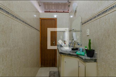 Casa à venda com 800m², 3 quartos e 12 vagasBanheiro Suíte 2