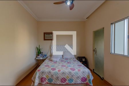 Casa à venda com 800m², 3 quartos e 12 vagasSuíte 2