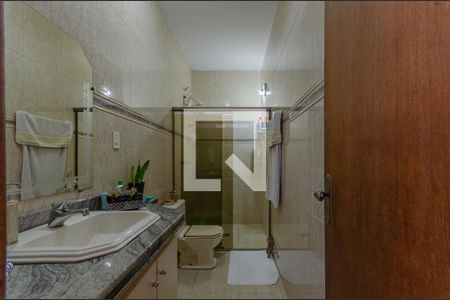 Casa à venda com 800m², 3 quartos e 12 vagasBanheiro Suíte 2