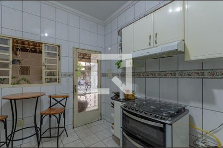 Casa à venda com 800m², 3 quartos e 12 vagasCozinha