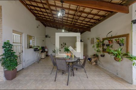 Casa à venda com 800m², 3 quartos e 12 vagasÁrea de Serviço