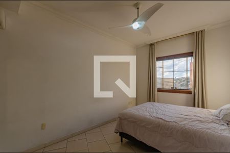 Casa à venda com 800m², 3 quartos e 12 vagasSuíte Reversível