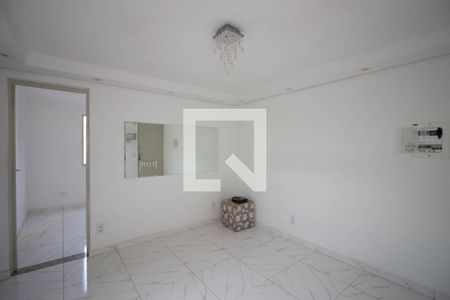 Sala de apartamento para alugar com 2 quartos, 45m² em Conjunto Residencial José Bonifácio, São Paulo