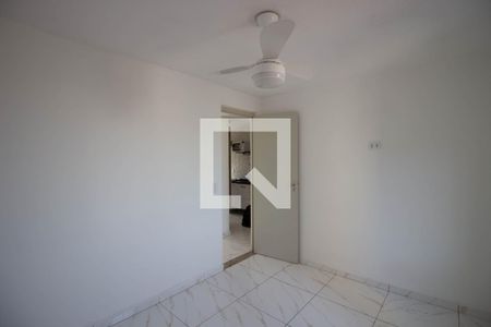 Quarto 1 de apartamento para alugar com 2 quartos, 45m² em Conjunto Residencial José Bonifácio, São Paulo