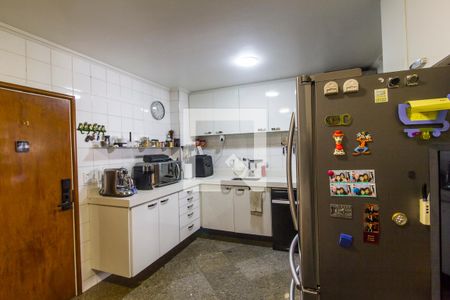 Apartamento à venda com 164m², 3 quartos e 2 vagasCozinha