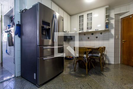 Apartamento à venda com 164m², 3 quartos e 2 vagasCozinha