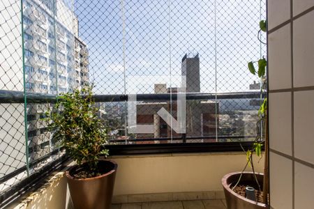 Apartamento à venda com 164m², 3 quartos e 2 vagasVaranda