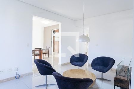 sala de visitas de casa de condomínio para alugar com 2 quartos, 545m² em Rosário, Nova Lima