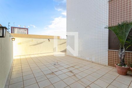 Varanda de apartamento para alugar com 4 quartos, 200m² em Sagrada Família, Belo Horizonte