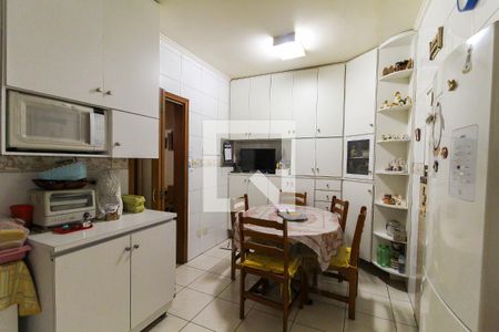 Apartamento à venda com 212m², 3 quartos e 1 vagaCozinha