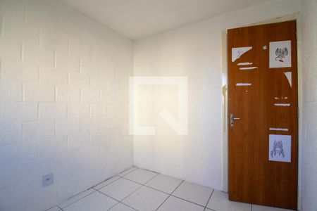 Quarto de apartamento à venda com 2 quartos, 47m² em Rubem Berta, Porto Alegre