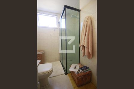 Apartamento à venda com 65m², 2 quartos e 1 vagaBanheiro Social