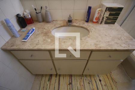 Apartamento à venda com 65m², 2 quartos e 1 vagaBanheiro Social