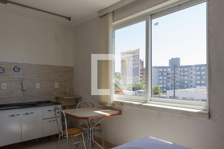 Sala/Quarto de apartamento para alugar com 1 quarto, 3m² em Cavalhada, Porto Alegre
