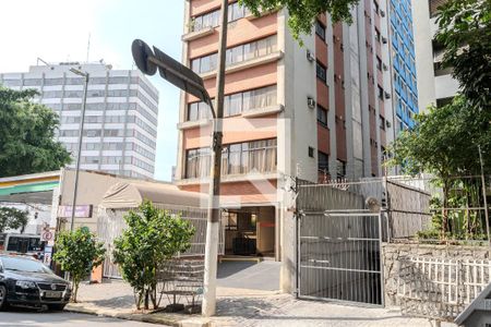 Studio para alugar com 35m², 1 quarto e sem vaga Studio para alugar com 35m², 1 quarto e sem vagaFachada