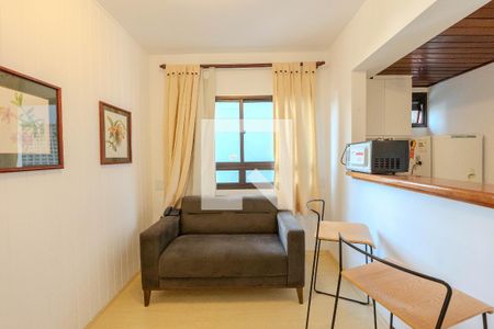 Sala/Cozinha de kitnet/studio para alugar com 1 quarto, 35m² em Consolação, São Paulo