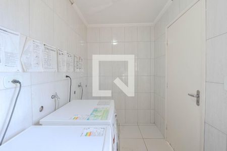 Studio para alugar com 35m², 1 quarto e sem vaga Studio para alugar com 35m², 1 quarto e sem vagaLavanderia