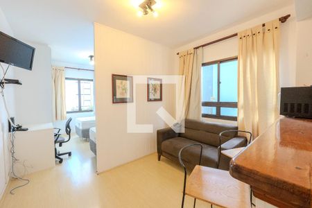 Sala/Cozinha de kitnet/studio para alugar com 1 quarto, 35m² em Consolação, São Paulo