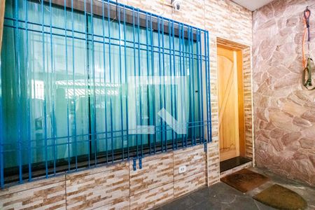 Casa à venda com 250m², 4 quartos e 2 vagas Casa à venda com 250m², 4 quartos e 2 vagasGaragem