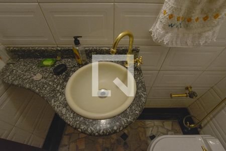 Casa à venda com 200m², 4 quartos e 2 vagasLavabo