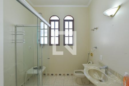 Casa à venda com 200m², 4 quartos e 2 vagasBanheiro de serviço 2