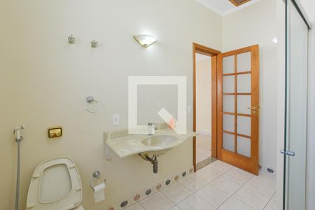 Casa à venda com 200m², 4 quartos e 2 vagasBanheiro de serviço 2