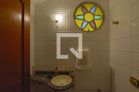 Casa à venda com 200m², 4 quartos e 2 vagasLavabo