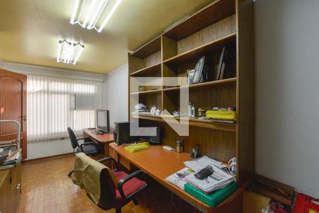 Casa à venda com 200m², 4 quartos e 2 vagasQuarto 2