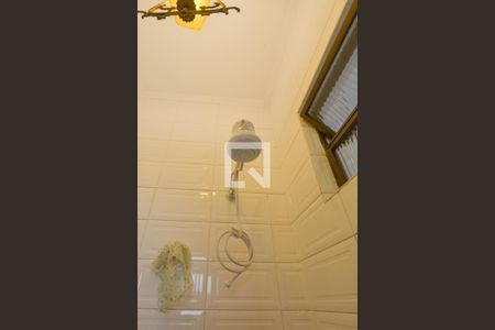 Casa à venda com 200m², 4 quartos e 2 vagasBanheiro de Serviço 1