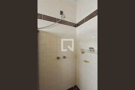 Casa à venda com 200m², 4 quartos e 2 vagasBanheiro 2