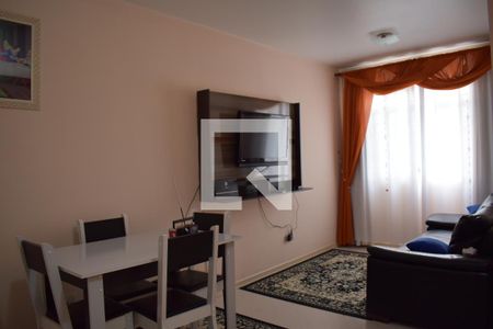 Sala de apartamento para alugar com 3 quartos, 53m² em Pinheirinho, Curitiba