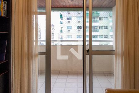 Varanda de apartamento para alugar com 3 quartos, 75m² em Barra da Tijuca, Rio de Janeiro