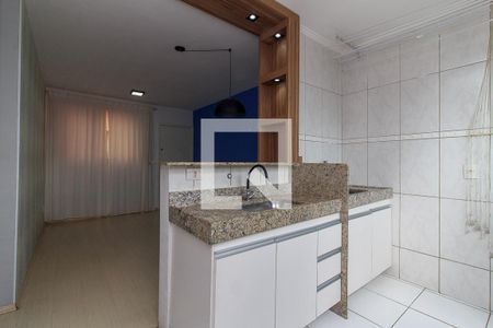 Cozinha e Área de Serviço de apartamento para alugar com 2 quartos, 50m² em Itapoã, Belo Horizonte