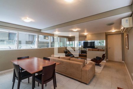 Apartamento para alugar com 99m², 2 quartos e 2 vagas Apartamento para alugar com 99m², 2 quartos e 2 vagasÁrea comum